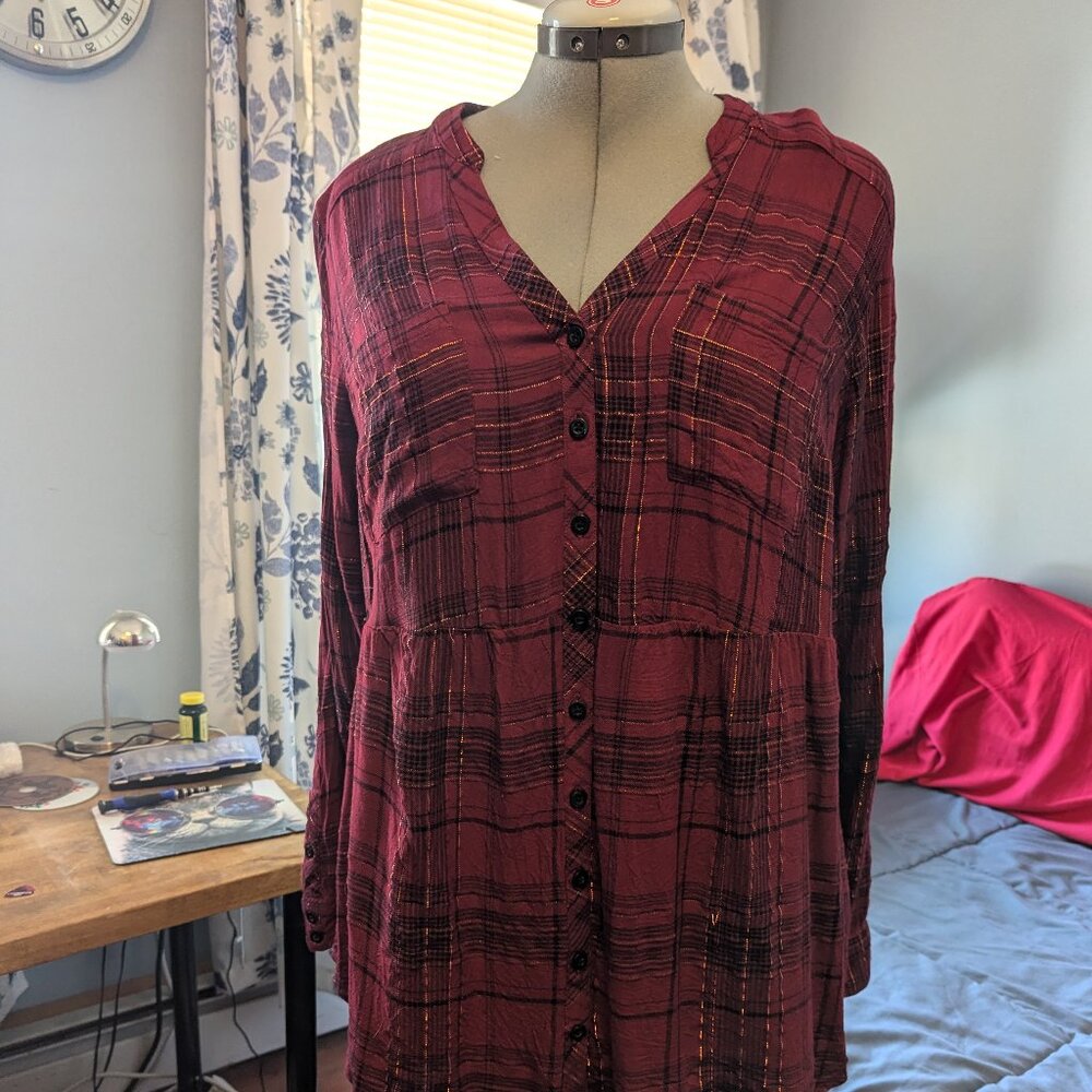 Torrid Long Sleeve Babydoll top - dark red w. metallic threading